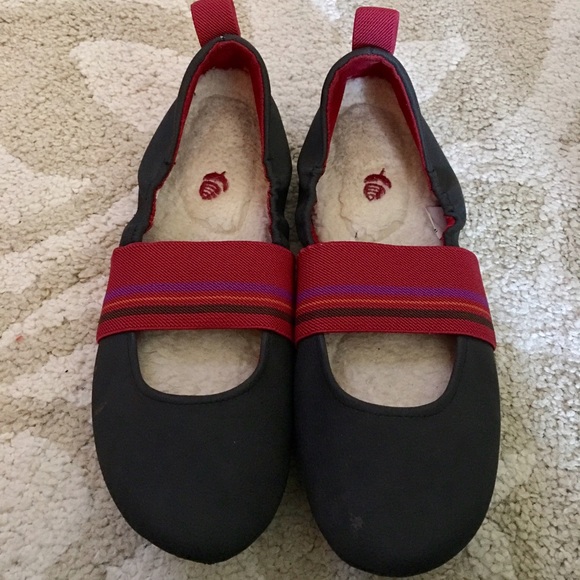 acorn ballet slippers