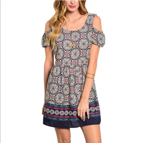 SALE || COLD SHOULDER || Spring ready dress - Picture 6 of 6