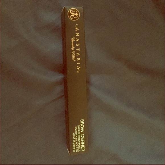 Anastasia Brow Definer