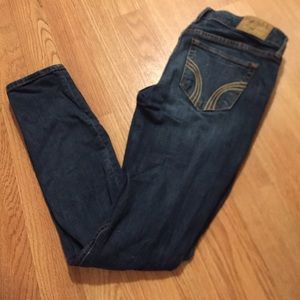 Hollister super skinny denim jean size 3S or 26