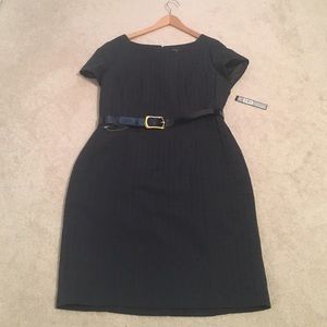 NWT Navy Tahari dress