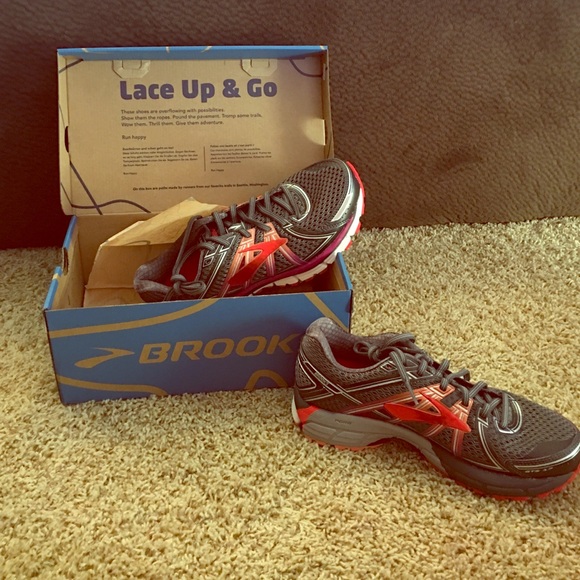 Brooks Adrenaline GTS17