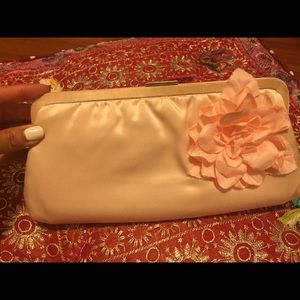 Satin peach/pink clutch purse!