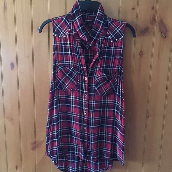 Rock & Republic Plaid Sleeveless Button Down