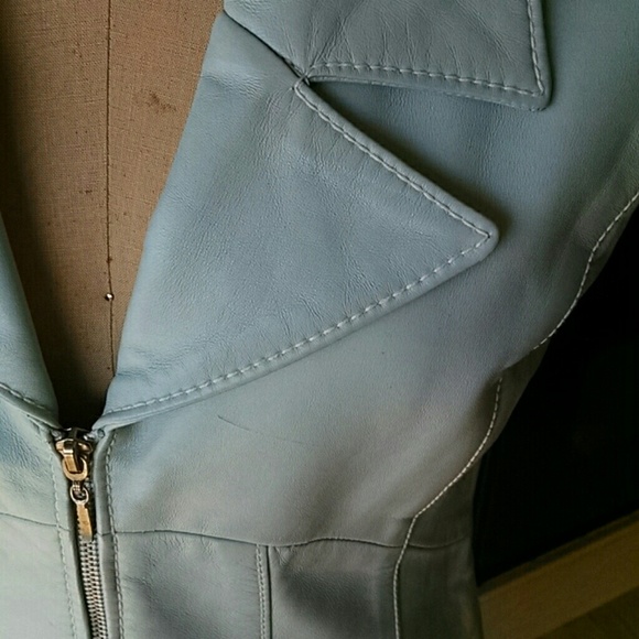 Pale blue Vakko leather vest - Picture 2 of 4