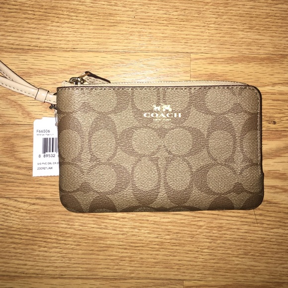 NWT Coach Double Corner Zip Wristlet