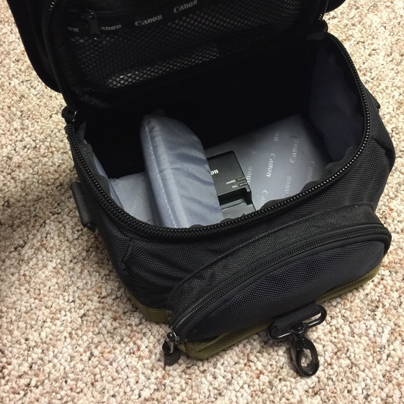 Canon Rebel T3 - Picture 4 of 4