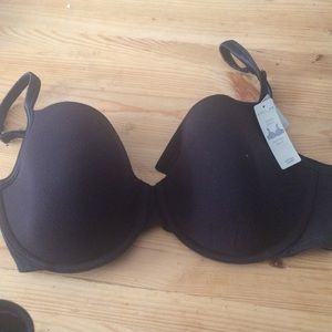 42DDD NWT Black Cacique Bra