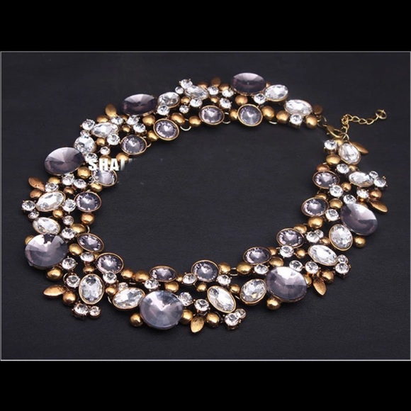 Luna statement necklace - Picture 2 of 3