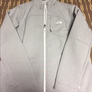 North Face Women's Windwall jacket