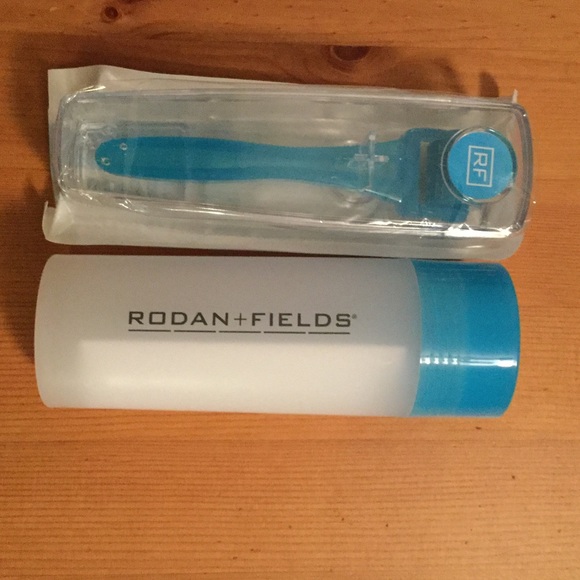 Rodan + Fields AMP Roller