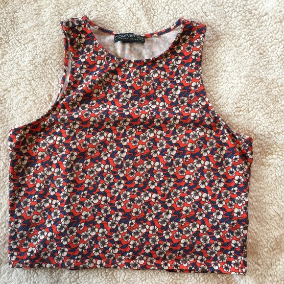 Forever 21 Tops - 🎉Host Pick🎉 Forever 21 Floral Crop Top