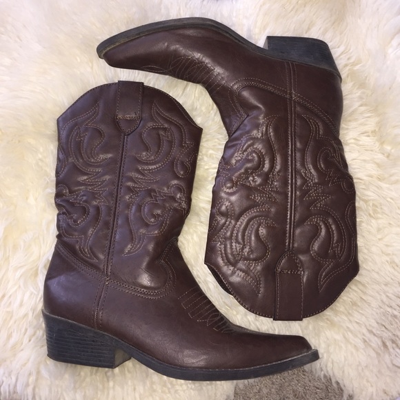 cowgirl boots