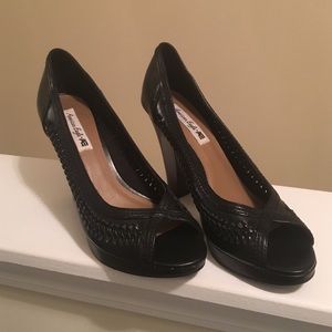 Size 10 Open Toes Heels with Great Detailing