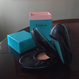 TIEKS MATTE BLACK BALLET FLATS