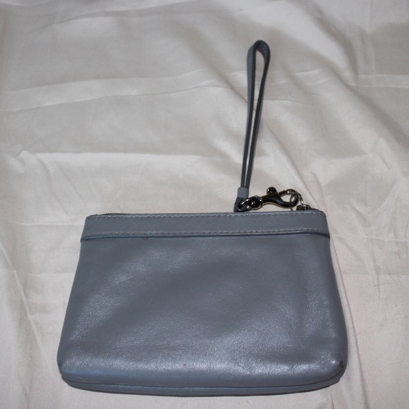 Silver/grey coach wristlet - Picture 4 of 4