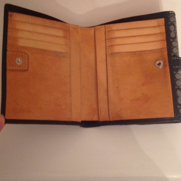 Coach Wallet - Picture 3 of 4