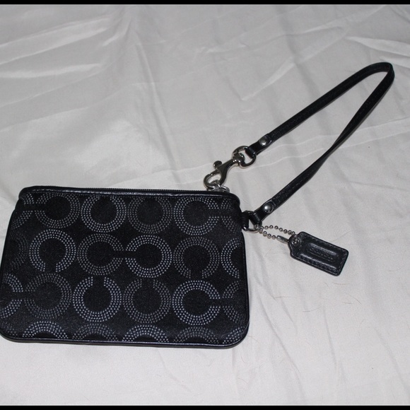 Black coach wristlet - Picture 2 of 3