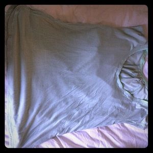 Size 6 lululemon top