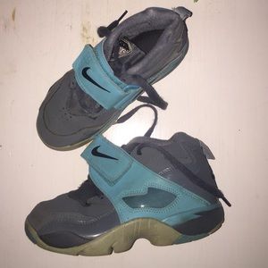 Good condition Nike sneakers