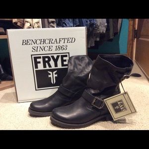 Frey Women's Black Boots