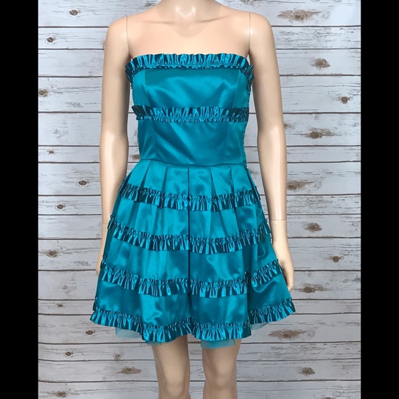 🎉HP 2/28🎉 Teal Betsey Johnson Dress Sz.4