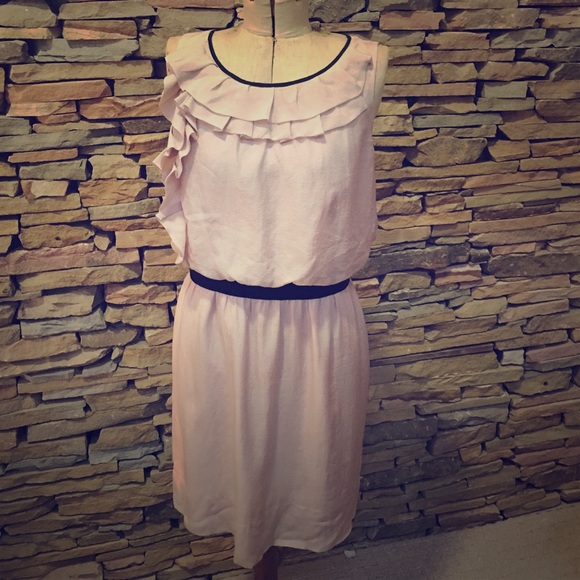 Loft sz 4 pink ruffle dress black waistband - Picture 1 of 3