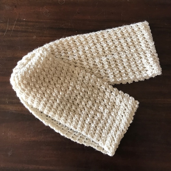 Crochet scarf - Picture 2 of 3