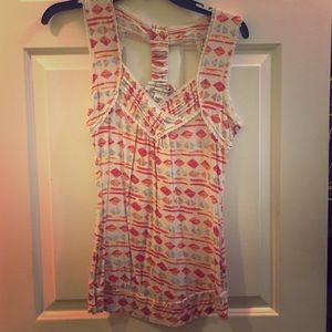 Barely worn American rag tank!