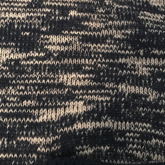 Short-sleeve turtleneck sweater - Picture 3 of 3