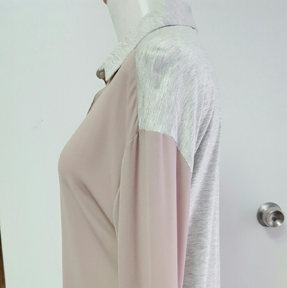 Winning Combo Blouse - Picture 2 of 3