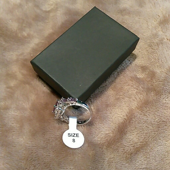 Princess cut crystal ring - Picture 3 of 4