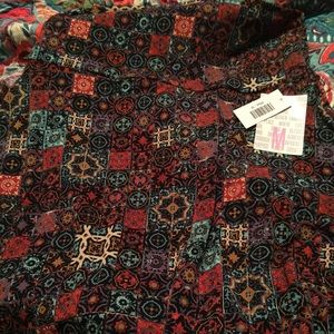 Brand new with tags Lularoe Maxi size Medium