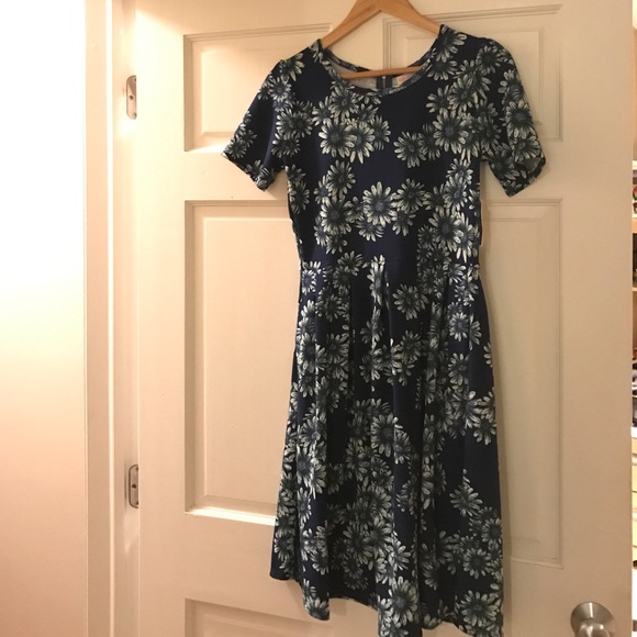 Lularoe Amelia Medium