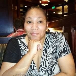 Meet your Posher, Adeana