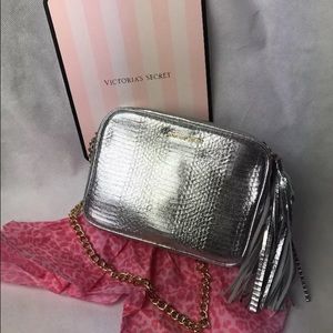 Victoria's Secret crossbody 2016 fashion show