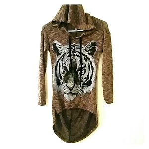 Hooded Hi-low Sweater with Bitchin Tiger
