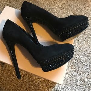 Suede platform pumps with black crystal detail