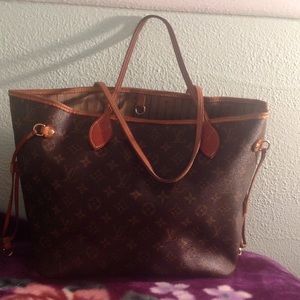 *SOLD*Authentic Louis Vuitton neverfull mm