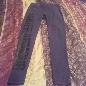 Cute and comfortable Under armour leggings!