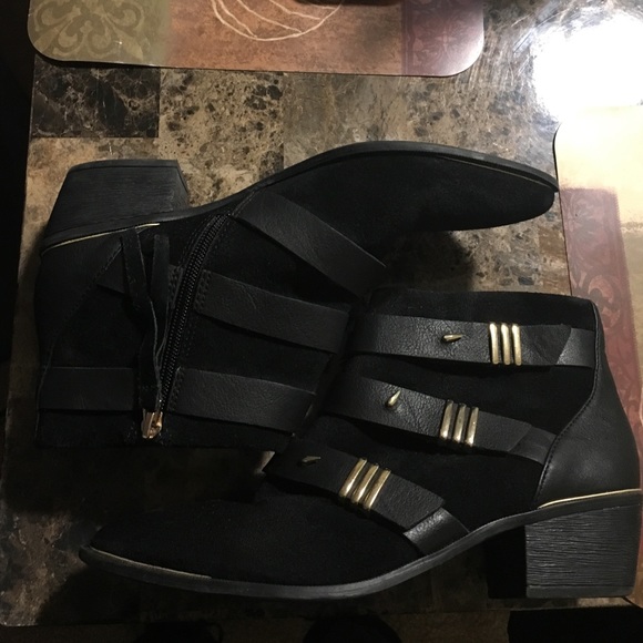 Sam Edelman LowCut Suede Boots