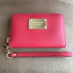 Michael Kors leather wristlet
