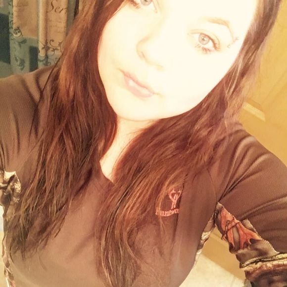 Meet your Posher, Amanda - Picture 1 of 1