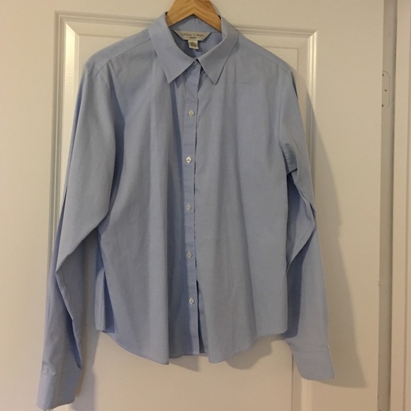 Women's soft button up shirt!