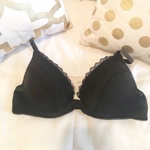 👙H&M Black lace/sheer bra👙