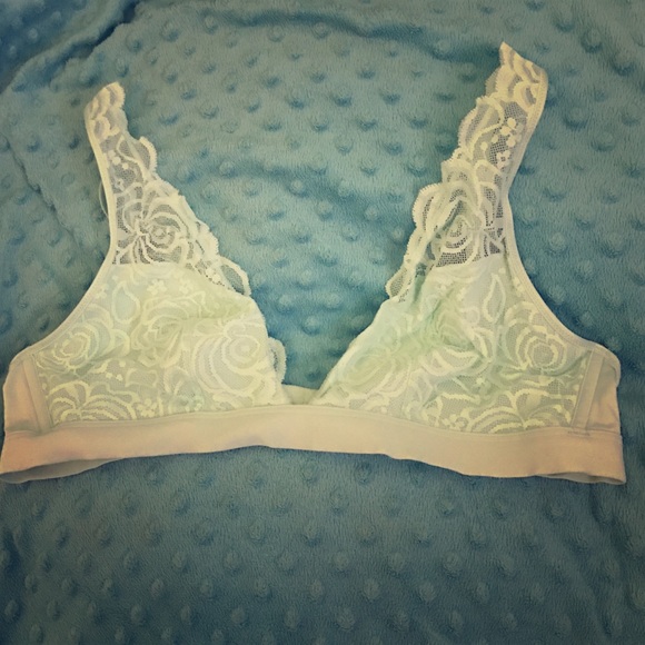 VS Pink Lace Bralette