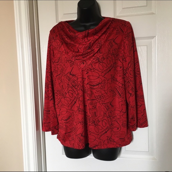 Vintage red and black scalloped neck top