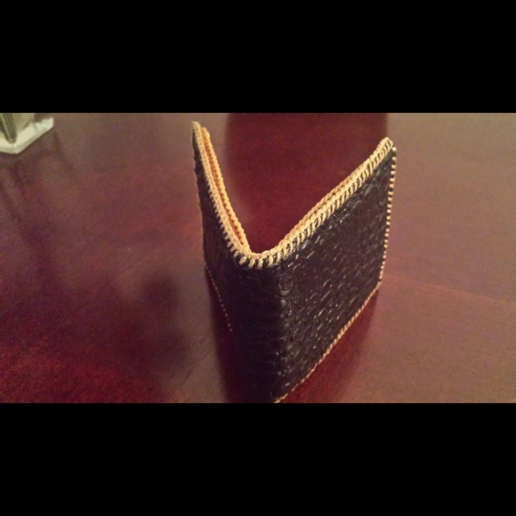 Alligator Print Wallet - Picture 3 of 5