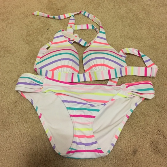 Victoria Secrets swimming suit - Picture 1 of 1