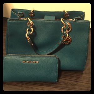 Michael Kors hand bag